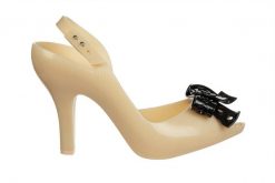 Sandały Melissa Lady Dragon Hot Ad Beige Black 010469, Beżowy, Guma. Brązowe sandały Melissa, bez wzorów, z gumy, z otwartym noskiem, bez obcasa, na obcasie, bez zapięcia. W wyprzedaży za 499.00 zł.