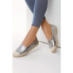Ciemnosrebrne Espadryle Portraying. Espadryle marki Born2be. Za 59.99 zł.