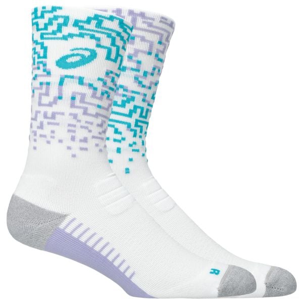 Skarpetki sportowe dla dorosłych Performance Run Crew Sock. Białe skarpetki ASICS, bez wzorów, z elastanu. Za 79.99 zł.