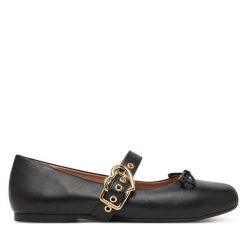 Baleriny LOVE MOSCHINO. Czarne baleriny Love Moschino, bez wzorów, bez obcasa, bez zapięcia. Za 879.99 zł.