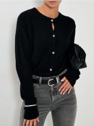 Rozpinany sweter - czarny. Czarne swetry Sinsay, l, bez wzorów, bez ramiączek. Za 59.99 zł.