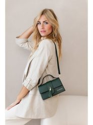 Lia Biassoni Skórzana torebka w kolorze zielonym - 20 x 13 x 6 cm rozmiar: onesize. Zielone torebki klasyczne Lia Biassoni, z aplikacjami, z materiału, przez ramię, bez dodatków. Za 217.99 zł.