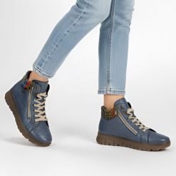 Trzewiki damskie Rieker, codzienne i skórzane na płaskim obcasie, niebieskie, N1305-14. Niebieskie botki Rieker, bez wzorów, z dzianiny, bez obcasa, na płaskiej podeszwie, bez zapięcia. Za 349.00 zł.