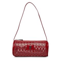 Torebka Badura. Czerwone torebki klasyczne Badura, bez wzorów, klasyczne, bez dodatków. Za 159.99 zł.