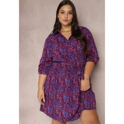 Ciemnofioletowa Sukienka Koszulowa z Wiązanym Paskiem Phaeraste. Fioletowe sukienki Renee, na imprezę, l, z aplikacjami, bez kołnierzyka, plus size, bez ramiączek, midi, koszulowe. W wyprzedaży za 112.49 zł.