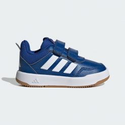Buty Tensaur Sport 3.0 Infants. Białe buty treningowe adidas, bez wzorów, bez zapięcia, na jogę i pilates. Za 139.00 zł.