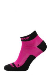 Skarpety do biegania damskie Dynafit Vertical Mesh Footie. Czarne skarpetki Dynafit, bez wzorów, z meshu. Za 86.80 zł.