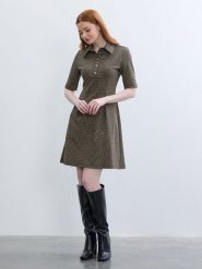 BGN Sukienka w kolorze czarno-musztardowym rozmiar: 34. Czarne sukienki BGN, na imprezę, bez wzorów, bez kołnierzyka, bez ramiączek, mini. Za 143.99 zł.