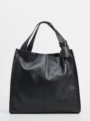 Christian Laurier Skórzana torebka "Maxi" w kolorze czarnym - 38,5 x 37 x 10 cm rozmiar: onesize. Czarne torebki klasyczne Christian Laurier, bez wzorów, z materiału, bez dodatków. Za 398.77 zł.