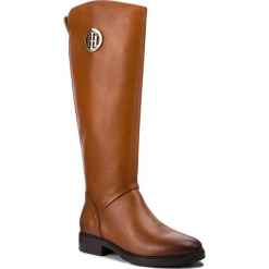 Oficerki TOMMY HILFIGER - Basic Th Riding Boot FW0FW03433 Cognac 606. Brązowe kozaki Tommy Hilfiger, z materiału. Za 999.00 zł.