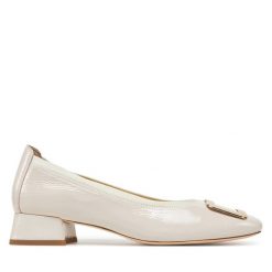 Półbuty Caprice. Brązowe półbuty wsuwane Caprice, bez wzorów, bez obcasa, na obcasie. Za 259.99 zł.