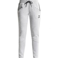 Hummel CLASSIC BEE ZION Spodnie treningowe grey melange. Spodnie sportowe marki Hummel. W wyprzedaży za 161.85 zł.