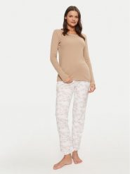 Selmark Piżama P9373 Beżowy Regular Fit. Brązowe piżamy Selmark, m, bez wzorów, z bawełny, bez kołnierzyka, bez ramiączek. Za 269.99 zł.