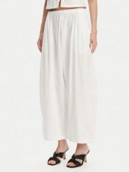 PINKO Spodnie materiałowe 105210 A2LD Biały Relaxed Fit. Białe spodnie materiałowe Pinko, bez wzorów, z bawełny. Za 879.99 zł.
