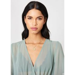 NA-KD Accessories Naszyjnik Taurus - Gold. Żółte naszyjniki NA-KD Accessories. Za 32.00 zł.