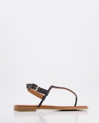 SANDAŁY DAMSKIE 00031021 BLACK. Czarne sandały Venezia, bez wzorów, ze skóry, bez obcasa, bez zapięcia. Za 129.00 zł.