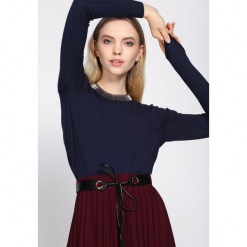 Granatowy Sweter Warrant. Niebieskie swetry Born2be, na jesień. Za 49.99 zł.