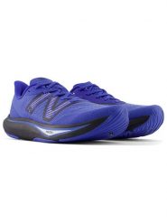 New Balance Buty "FuelCell Rebel v4" w kolorze niebieskim do biegania rozmiar: 44,5. Niebieskie buty do biegania New Balance, bez wzorów, z materiału, bez zapięcia, do biegania. Za 326.56 zł.