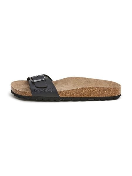 SABOKETS Klapki w kolorze czarnym rozmiar: 36. Czarne klapki SABOKETS, bez wzorów, klasyczne, z otwartym noskiem, bez obcasa, bez zapięcia. Za 119.95 zł.