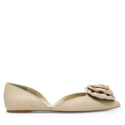 Baleriny Eva Minge. Baleriny Eva Minge, bez wzorów, bez obcasa, bez zapięcia. Za 279.99 zł.