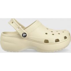 Crocs klapki Classic Platform Clog damskie kolor beżowy na platformie 206750. Brązowe klapki Crocs, bez wzorów, z okrągłym noskiem, bez obcasa, na platformie, bez zapięcia. W wyprzedaży za 179.99 zł.