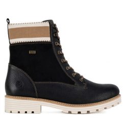 Trapery Remonte. Czarne traperki Remonte, bez wzorów, bez obcasa, bez zapięcia. Za 349.99 zł.