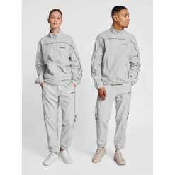 Jogging Hummel GC Celab. Szare szorty Hummel, bez wzorów, eleganckie. Za 225.00 zł.