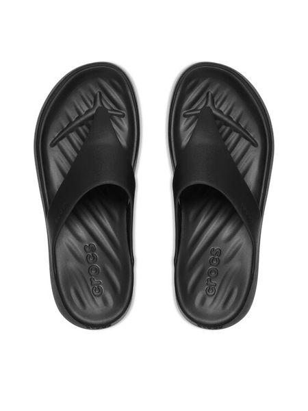 Crocs Japonki Getaway Triangle Flip 212018 Czarny. Czarne japonki Crocs, bez wzorów, z tworzywa sztucznego. Za 179.99 zł.