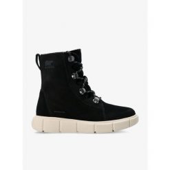 Buty zimowe damskie Sorel Explorer III Joan WP. Czarne buty trekkingowe Sorel, na zimę, bez zapięcia. Za 433.99 zł.