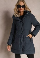 Granatowa Pikowana Kurtka do Kolana z Odpinanym Kapturem Tolvina. Niebieskie kurtki Renee, s, bez wzorów. Za 274.99 zł.