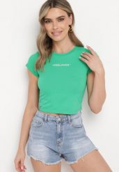 Zielony Dopasowany T-shirt Cropped z Napisem z Pzodu Yaloena. Zielone t-shirty Born2be, m, bez wzorów, z jeansu, eleganckie, bez kołnierzyka, bez ramiączek. Za 49.99 zł.