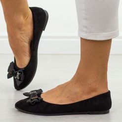 Czarne zamszowe baleriny damskie Potocki 23310. Czarne baleriny POTOCKI, bez wzorów, z jeansu, biznesowe, bez obcasa, na płaskiej podeszwie, bez zapięcia. Za 99.00 zł.