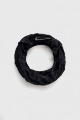 Nike komin kolor czarny wzorzysty. Czarne szaliki i kominy Nike, bez wzorów, z materiału. W wyprzedaży za 94.99 zł.