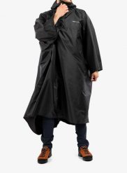 Peleryna przeciwdeszczowa Trekmates Deluxe Poncho - black. Czarne kurtki przeciwdeszczowe TREKMATES, na zimę, l, bez wzorów, z materiału, bez kaptura, rowerowe. Za 246.39 zł.