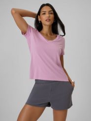 4F T-shirt regular z modalem damski - różowy XL. Czerwone t-shirty 4f, l, bez wzorów, z dzianiny, bez kołnierzyka, bez ramiączek. Za 79.99 zł.