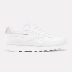 Buty Reebok Rewind Run 100201495 białe. Białe buty treningowe bez wzorów, z gumy, bez zapięcia. Za 358.94 zł.