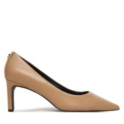 Czółenka HUGO. Brązowe czółenka Hugo, bez wzorów, bez obcasa, bez zapięcia. Za 699.99 zł.