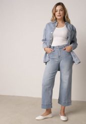 Niebieskie Jeansy Kuloty z Bawełną o Szerokim Kroju z Wysokim Stanem z Przeszyciami Hippesilea. Niebieskie jeansy Born2be, bez wzorów, z bawełny, z podwyższonym stanem. Za 109.99 zł.