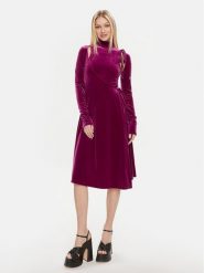 Versace Jeans Couture Sukienka codzienna 73HAO916 Bordowy Regular Fit. Czerwone sukienki Versace Jeans Couture, na co dzień, bez wzorów, z jeansu, bez kołnierzyka, bez ramiączek, proste. Za 999.99 zł.