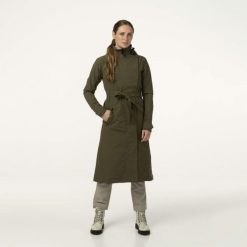 Damska kurtka przeciwdeszczowa miejska długa Trench Coat zielona. Zielone kurtki AGU, m, bez wzorów, z materiału, z kapturem, rowerowe. Za 849.30 zł.
