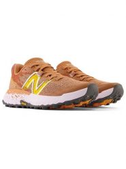 New Balance Buty "Fresh Foam x Hierro v7" w kolorze jasnobrązowym do biegania rozmiar: 37,5. Brązowe buty do biegania New Balance, bez wzorów, z materiału, bez zapięcia, do biegania. Za 339.80 zł.