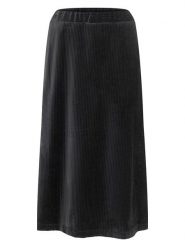 More & More Spódnica sztruksowa w kolorze czarnym rozmiar: 34. Czarne spódnice More & More, bez wzorów, ze sztruksu, midi, rozkloszowane. Za 104.99 zł.