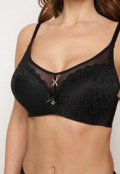 Czarny Koronkowy Biustonosz Push-Up Evantia. Czarne biustonosze Renee, bez wzorów, z koronki. W wyprzedaży za 31.99 zł.