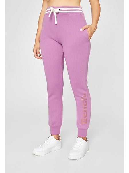 Bench Spodnie dresowe "Sinead" w kolorze jasnoróżowym rozmiar: 40. Różowe spodnie dresowe Bench, bez wzorów, z bawełny. Za 131.43 zł.
