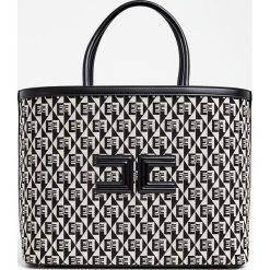 Torebka ELISABETTA FRANCHI. Brązowe torebki klasyczne Elisabetta Franchi, bez wzorów, bez dodatków. Za 1,959.00 zł.