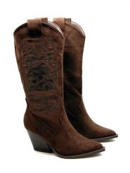 Bellucci Kozaki w kolorze brązowym rozmiar: 40. Brązowe kozaki Bellucci, na zimę, bez wzorów, bez obcasa, bez zapięcia. Za 173.99 zł.