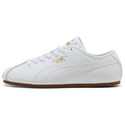 Buty sportowe damskie Puma Tackle L. Białe buty treningowe Puma, bez wzorów, z syntetyku, bez zapięcia, na fitness i siłownię. Za 490.00 zł.