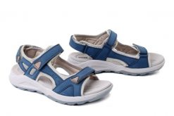 MANITU 710272-55 hellblau, sandały damskie. Niebieskie sandały Manitu, bez wzorów, bez obcasa, bez zapięcia. Za 199.67 zł.