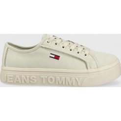 Tommy Jeans tenisówki Flatform EN0EN01823.ACE damskie kolor szary. Szare trampki Tommy Jeans, bez wzorów, z gumy, bez zapięcia. W wyprzedaży za 214.99 zł.
