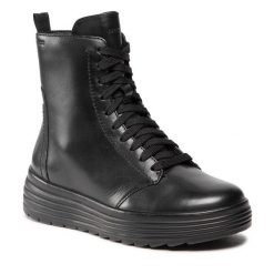 Botki Geox. Czarne botki Geox, bez wzorów, bez obcasa, na płaskiej podeszwie, bez zapięcia. Za 349.99 zł.